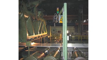Optical speed measurement in an aluminum rolling mill for roller synchronization Optical speed measurement in an aluminum rolling mill for roller synchronization