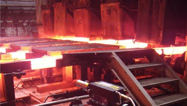 Length measurement with a LSV laser sensor in a continuous caster line Length measurement with a LSV laser sensor in a continuous caster line