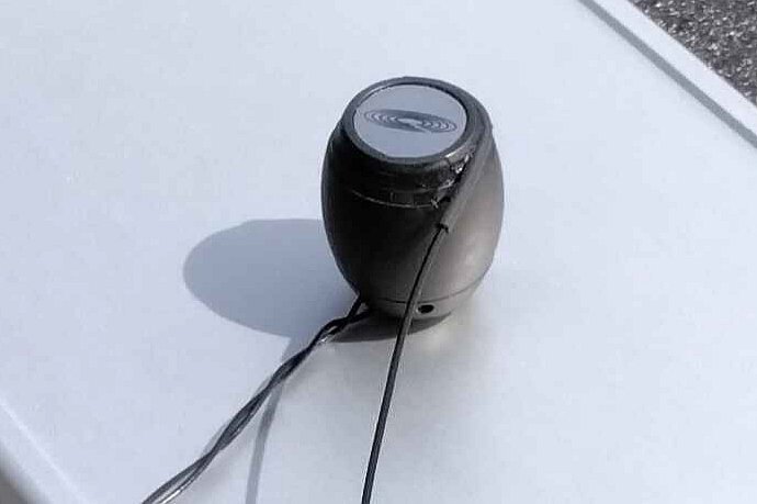 Qlws LightWeightShaker - integrated high resolution force sensor with patented shaker decoupling system Qlws LightWeightShaker - integrated high resolution force sensor with patented shaker decoupling system