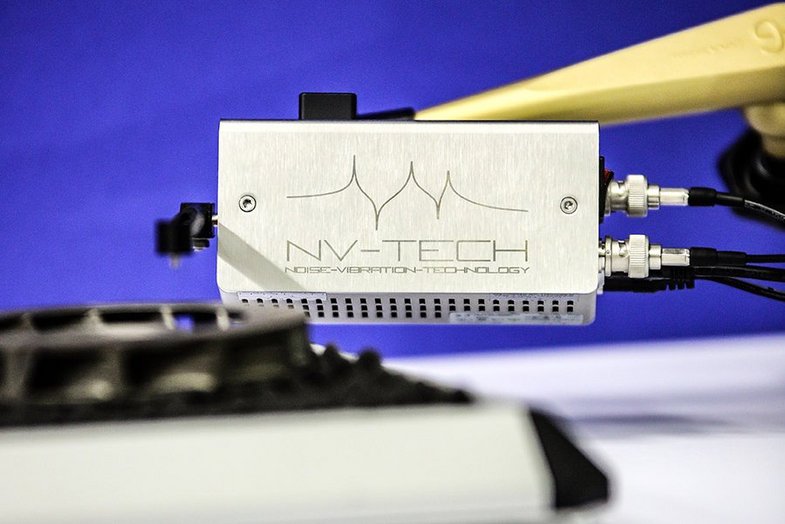SAM Scalable Automatic Modal Hammer for excitation in modal testing SAM Scalable Automatic Modal Hammer for excitation in modal testing