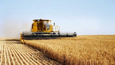 Agriculture harvester NIR spectrometer on the harvesting vehicle