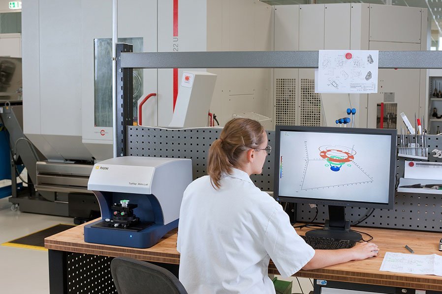 Cost-efficient and short-term support in engineering and measurement technology Cost-efficient and short-term support in engineering and measurement technology