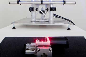 Synchronous vibration measurement on actuator with MPV-800 Multipoint Vibrometer Synchronous vibration measurement on actuator with MPV-800 Multipoint Vibrometer